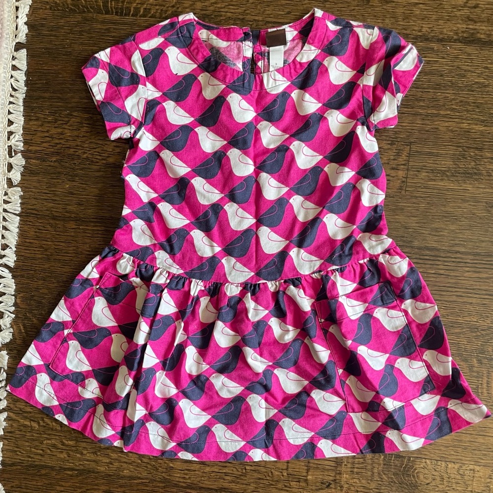 Girls Tea dress size 3! Pink, purple and cream!